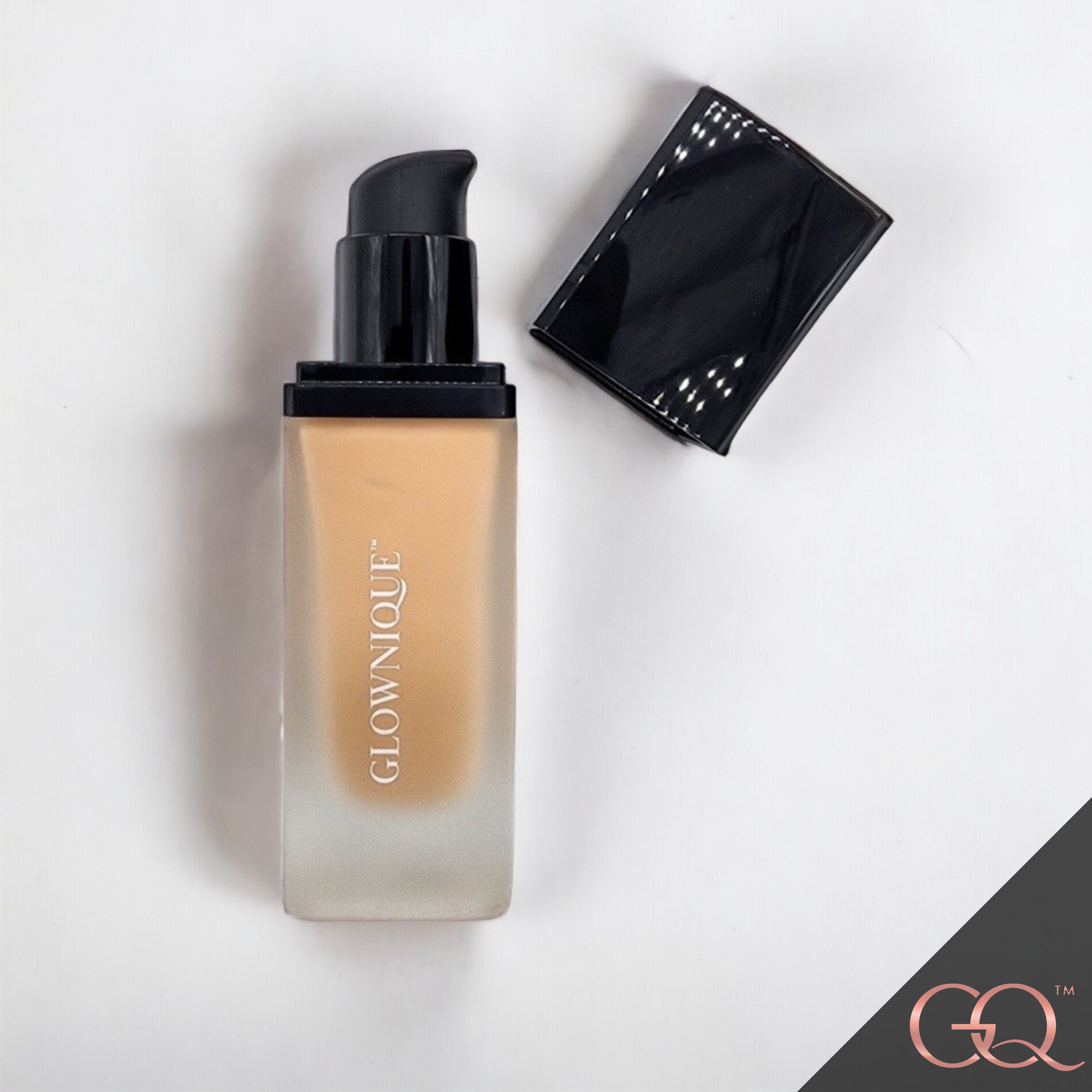 Foundation with SPF - Sandstone (30ml) | GLOWNIQUE